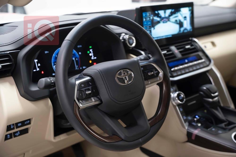 تويوتا لاندكروزر